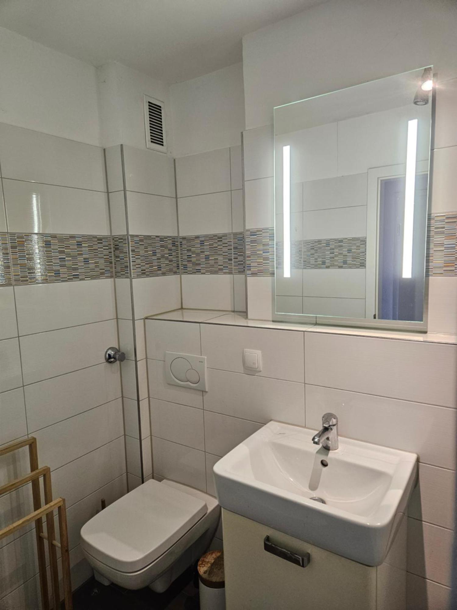 Fully Furnished Apartments ニュルンベルク エクステリア 写真